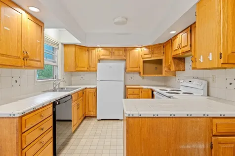 5 Dogford Road Hanover NH 03750