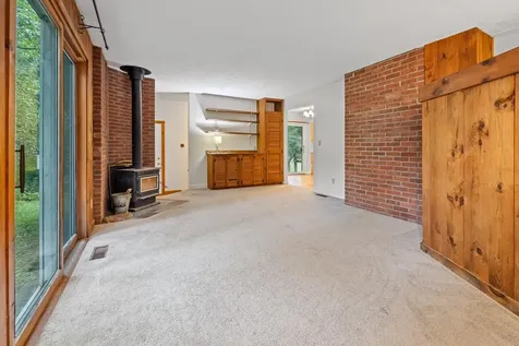 5 Dogford Road Hanover NH 03750