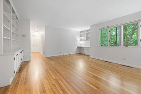 5 Dogford Road Hanover NH 03750