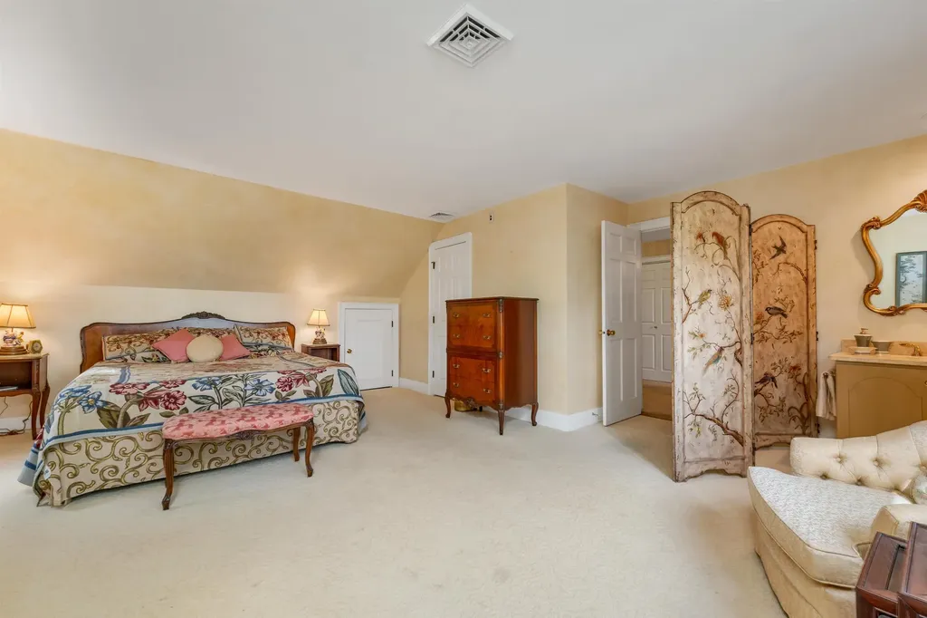 14 Spring Hill Road Moultonborough NH 03254