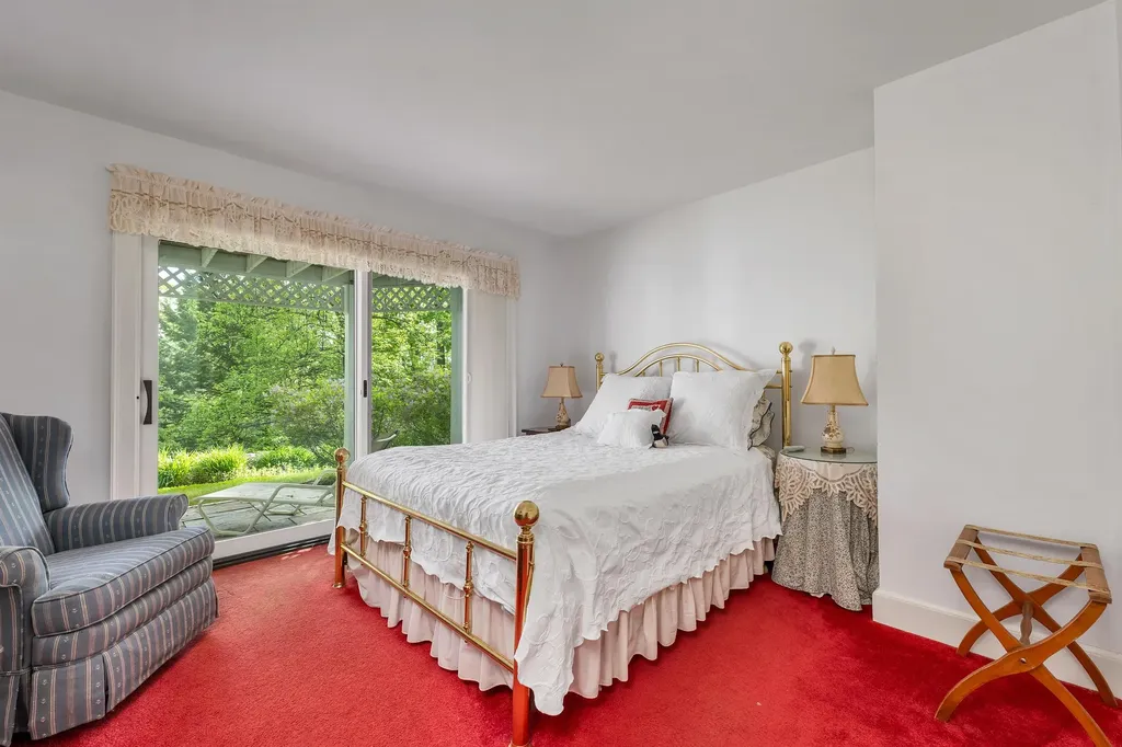 14 Spring Hill Road Moultonborough NH 03254