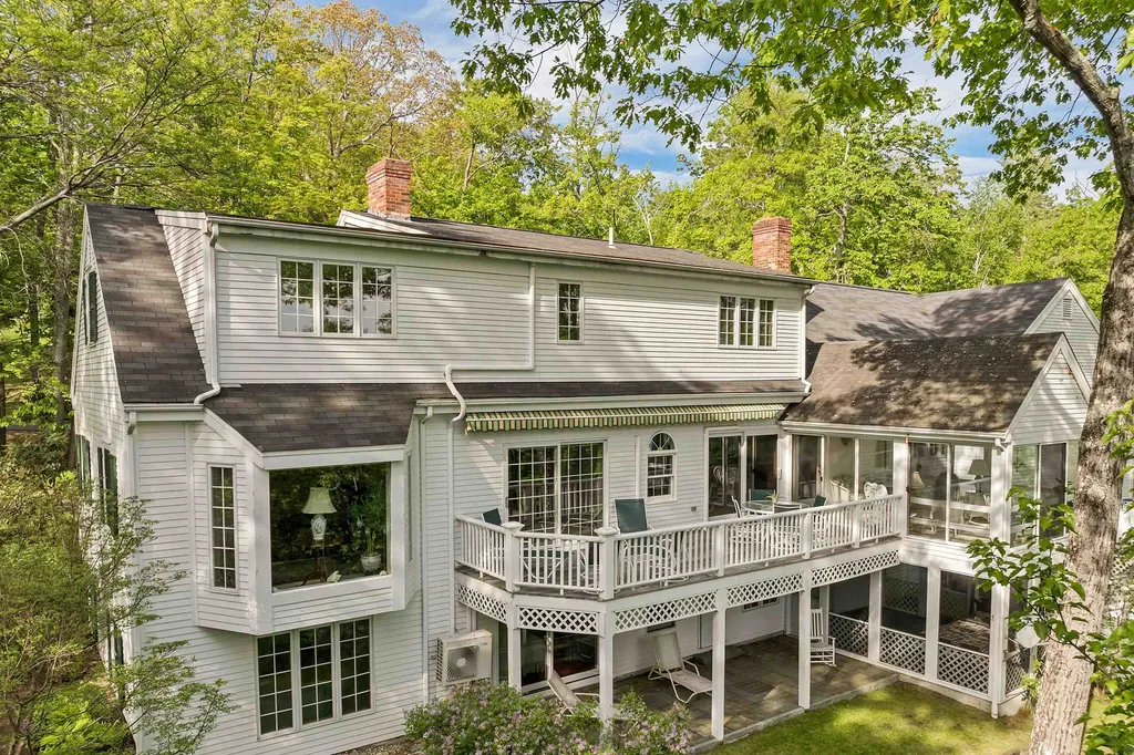 14 Spring Hill Road Moultonborough NH 03254