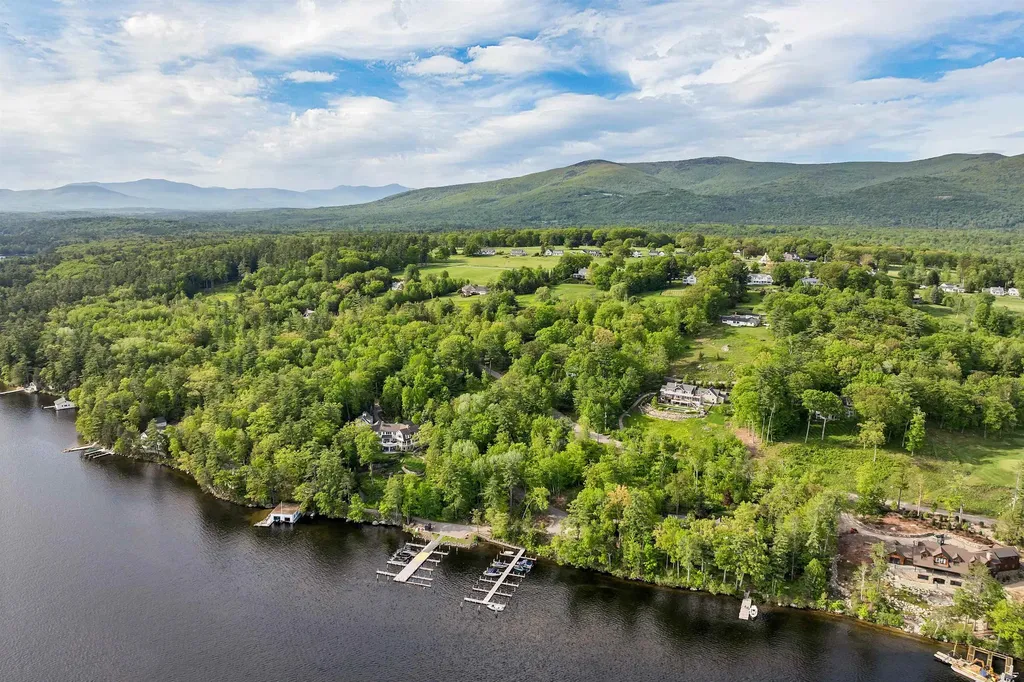 14 Spring Hill Road Moultonborough NH 03254