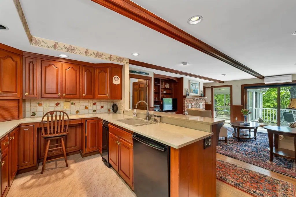 14 Spring Hill Road Moultonborough NH 03254