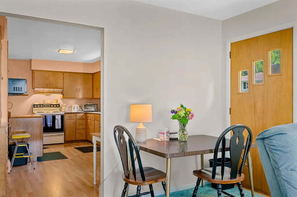 5 Crescent Lane Montpelier VT 05602