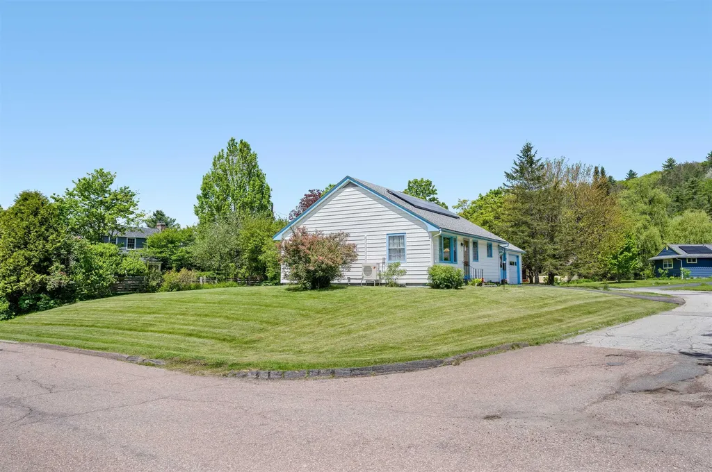 5 Crescent Lane Montpelier VT 05602