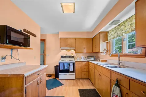 5 Crescent Lane Montpelier VT 05602