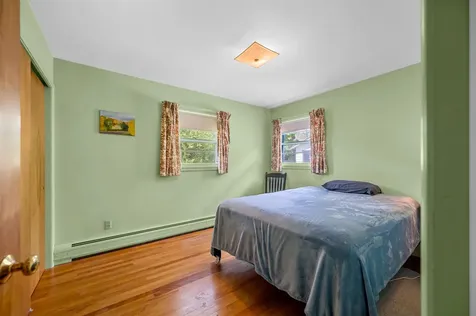 5 Crescent Lane Montpelier VT 05602