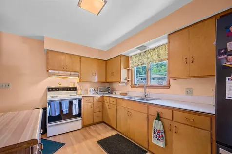 5 Crescent Lane Montpelier VT 05602