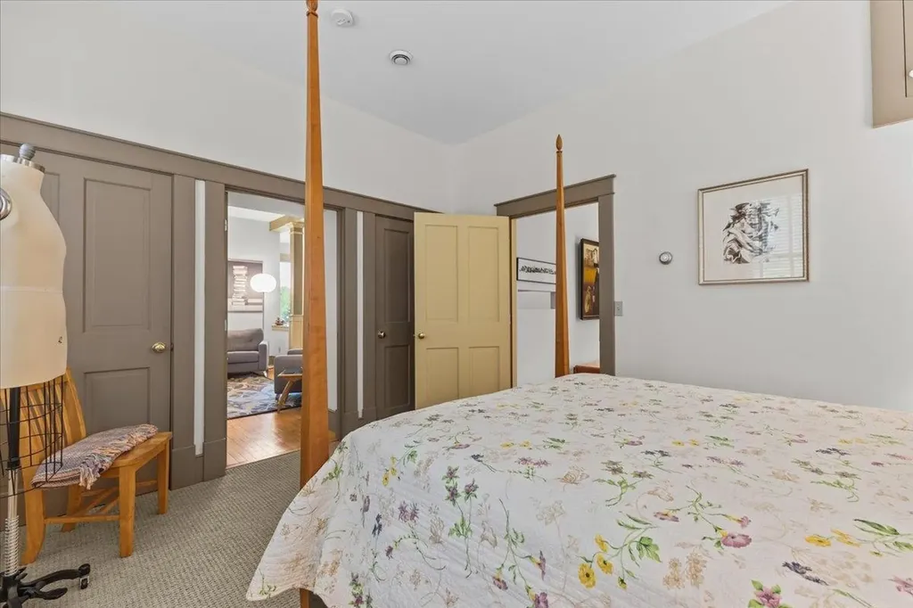 664 East Main Street Richmond VT 05477