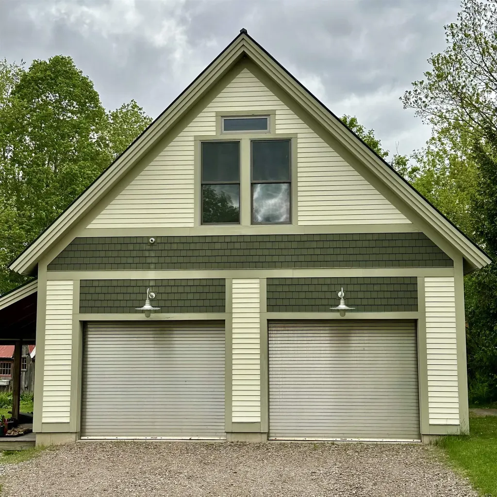 664 East Main Street Richmond VT 05477