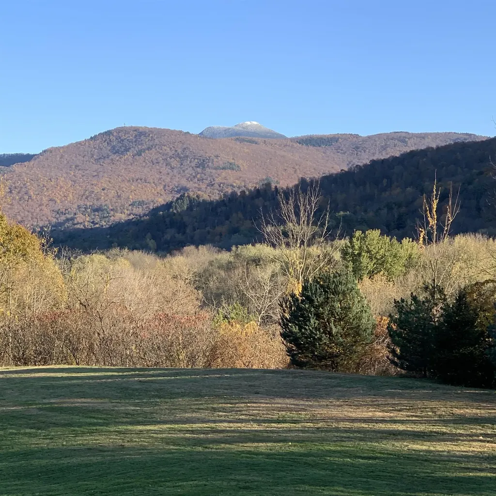 664 East Main Street Richmond VT 05477