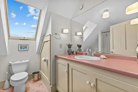 664 East Main Street Richmond VT 05477