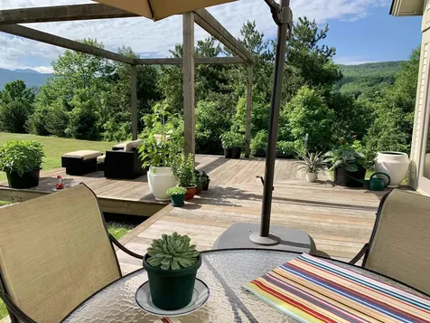 664 East Main Street Richmond VT 05477