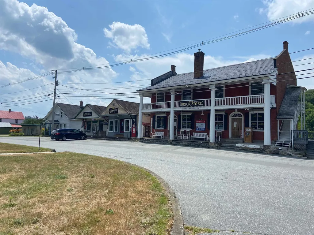 Tyler Way Bath NH 03740