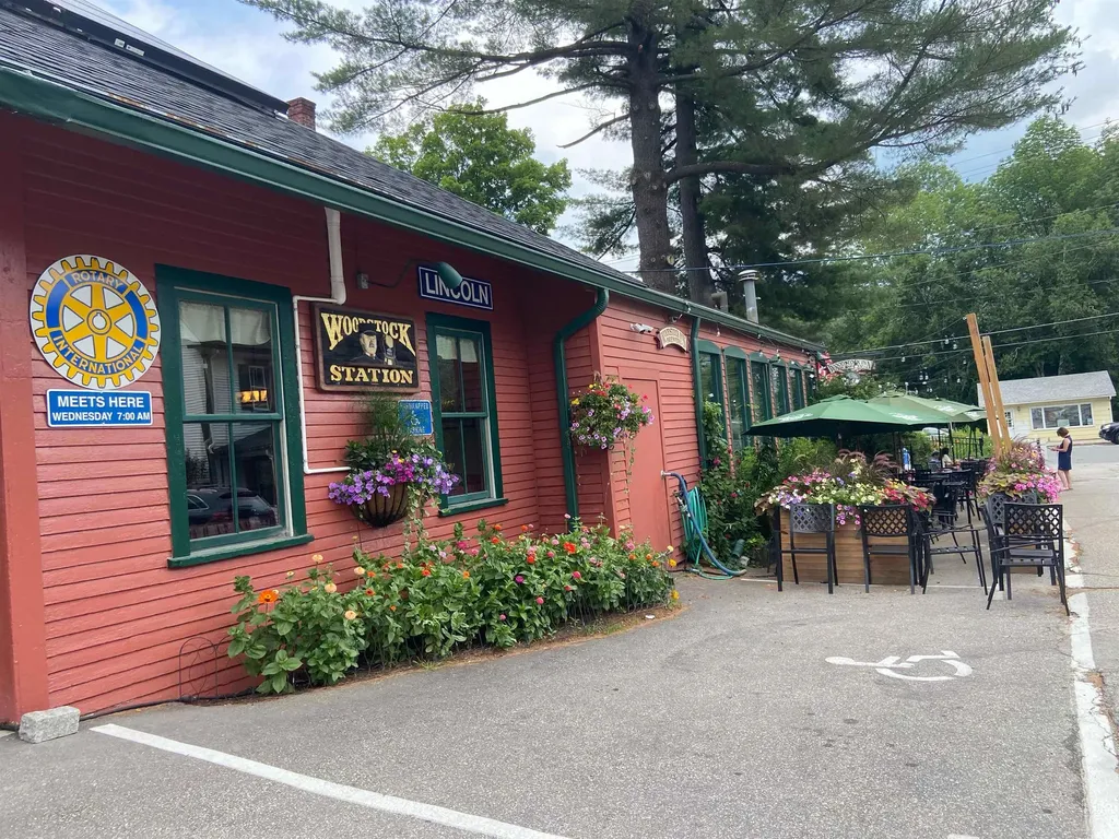 Tyler Way Bath NH 03740