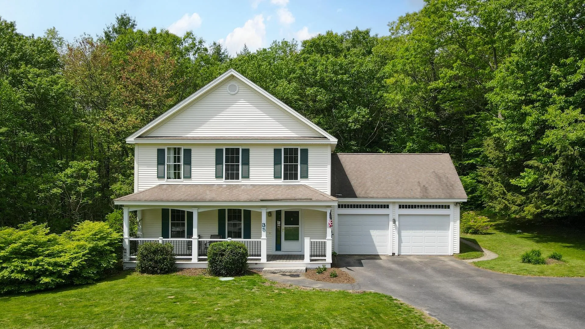 35 Fox Hollow Drive Weare NH 03281