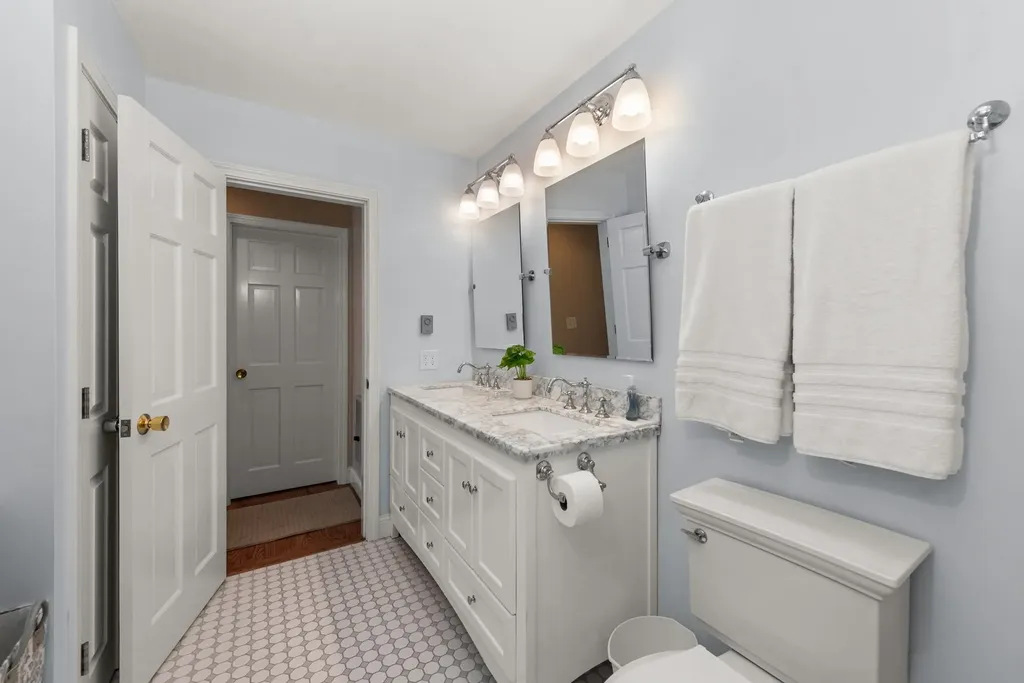 179 Tomahawk Trail Bridgewater NH 03222