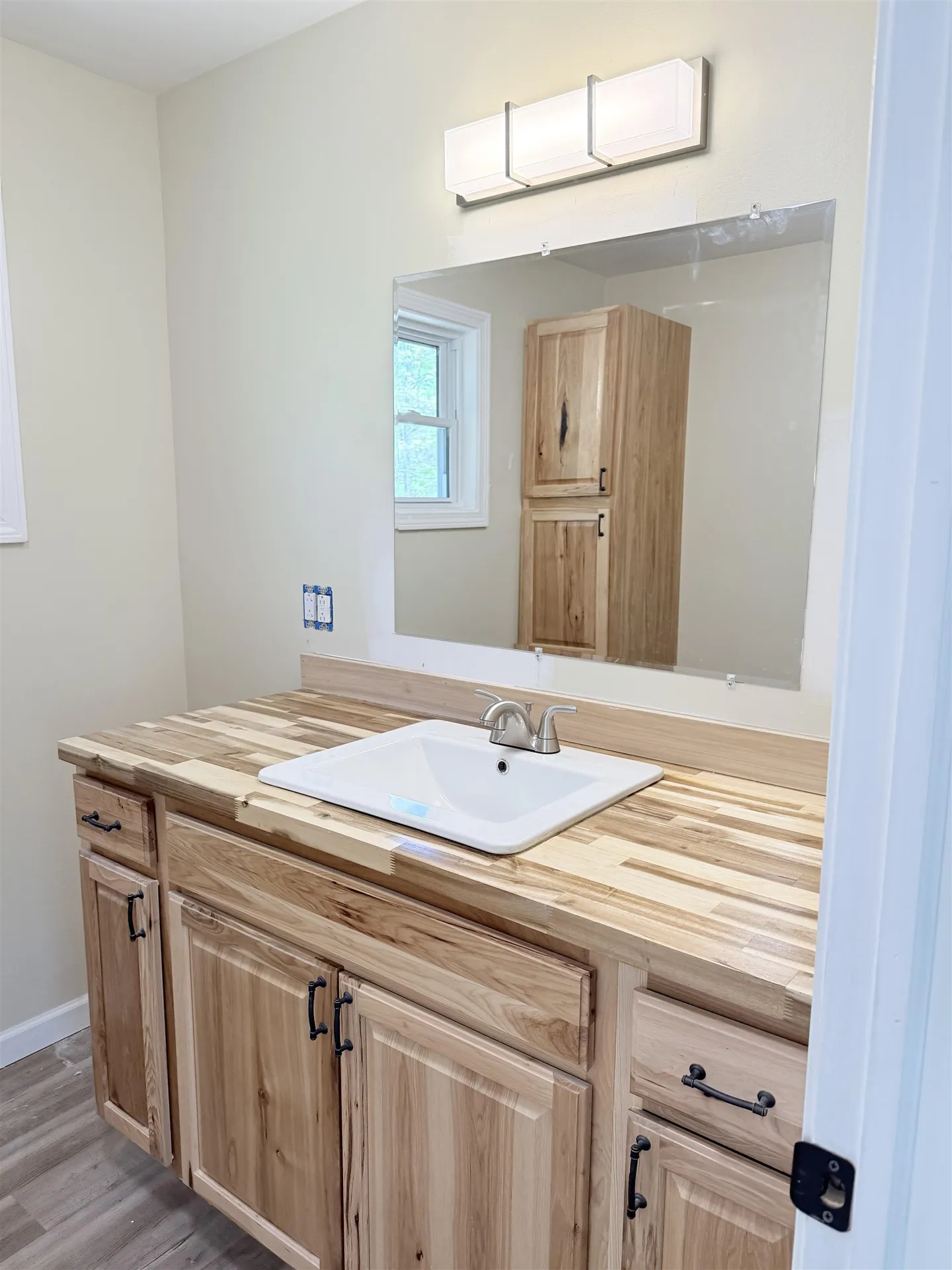 93 Pace Road Pownal VT 05201-8755