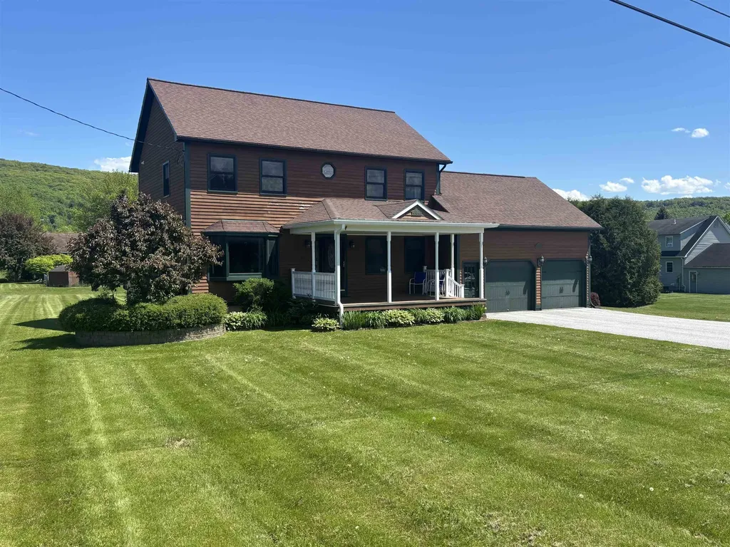 19 Hill Farm Estates St. Albans Town VT 05478