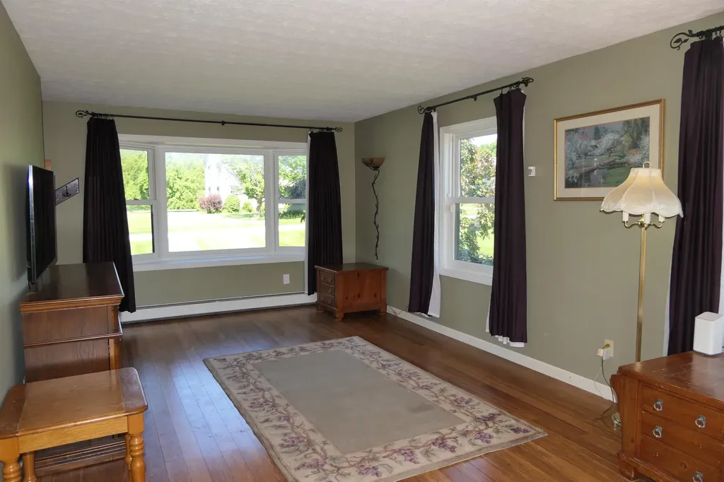 19 Hill Farm Estates St. Albans Town VT 05478