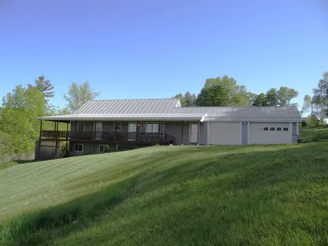 1527 Dairy Hill Road Royalton VT 05068