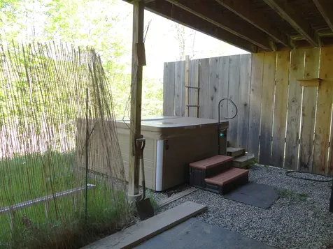 1527 Dairy Hill Road Royalton VT 05068