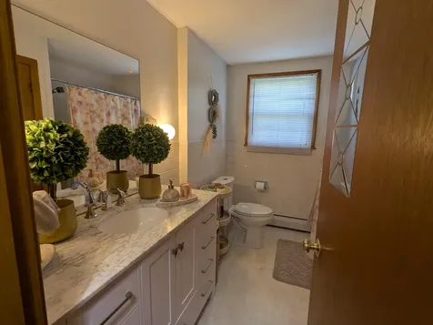 19 Bradford Drive Salem NH 03079