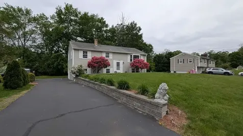 19 Bradford Drive Salem NH 03079