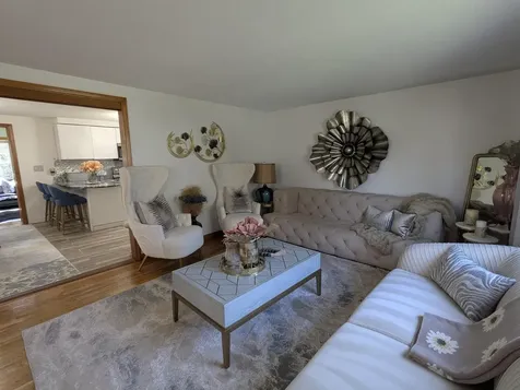 19 Bradford Drive Salem NH 03079