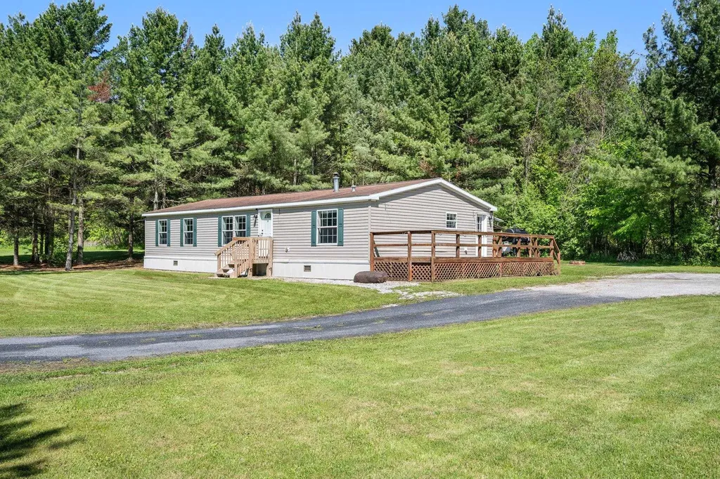 2377 Route 78 Alburgh VT 05440