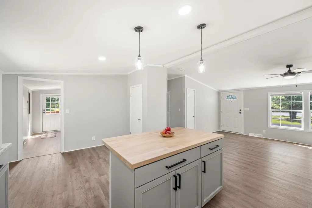 2377 Route 78 Alburgh VT 05440