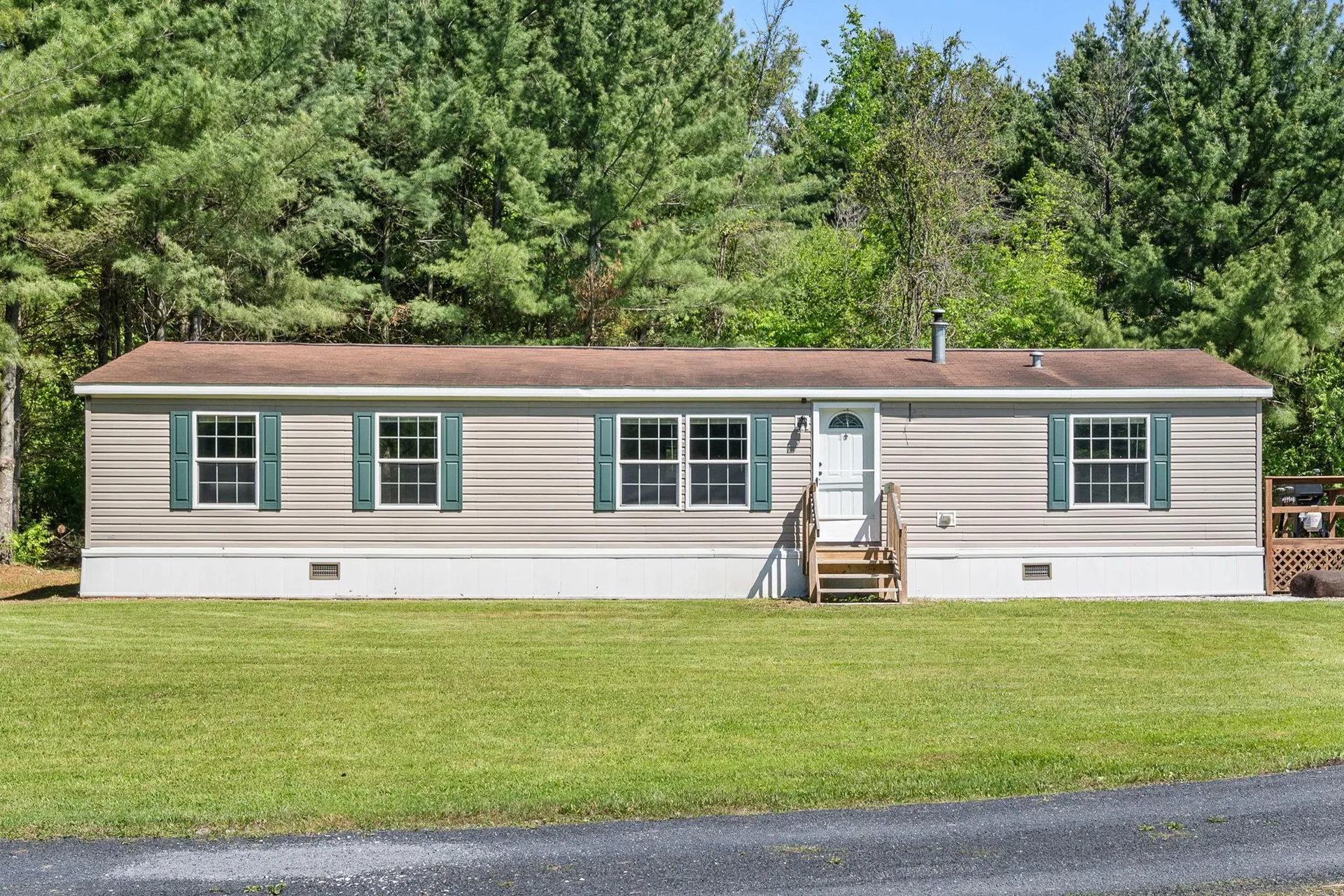 2377 Route 78 Alburgh VT 05440