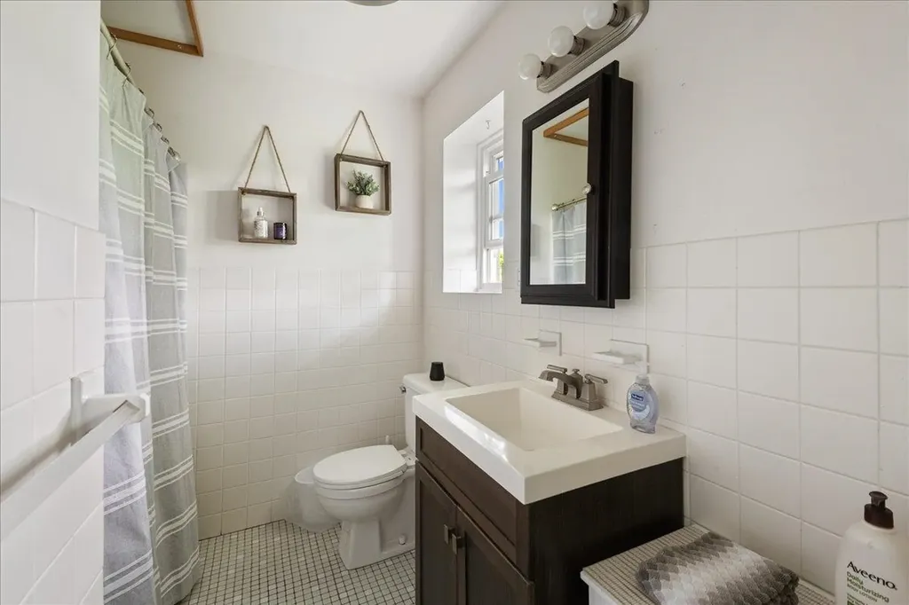 100 Ridge Road Williston VT 05495