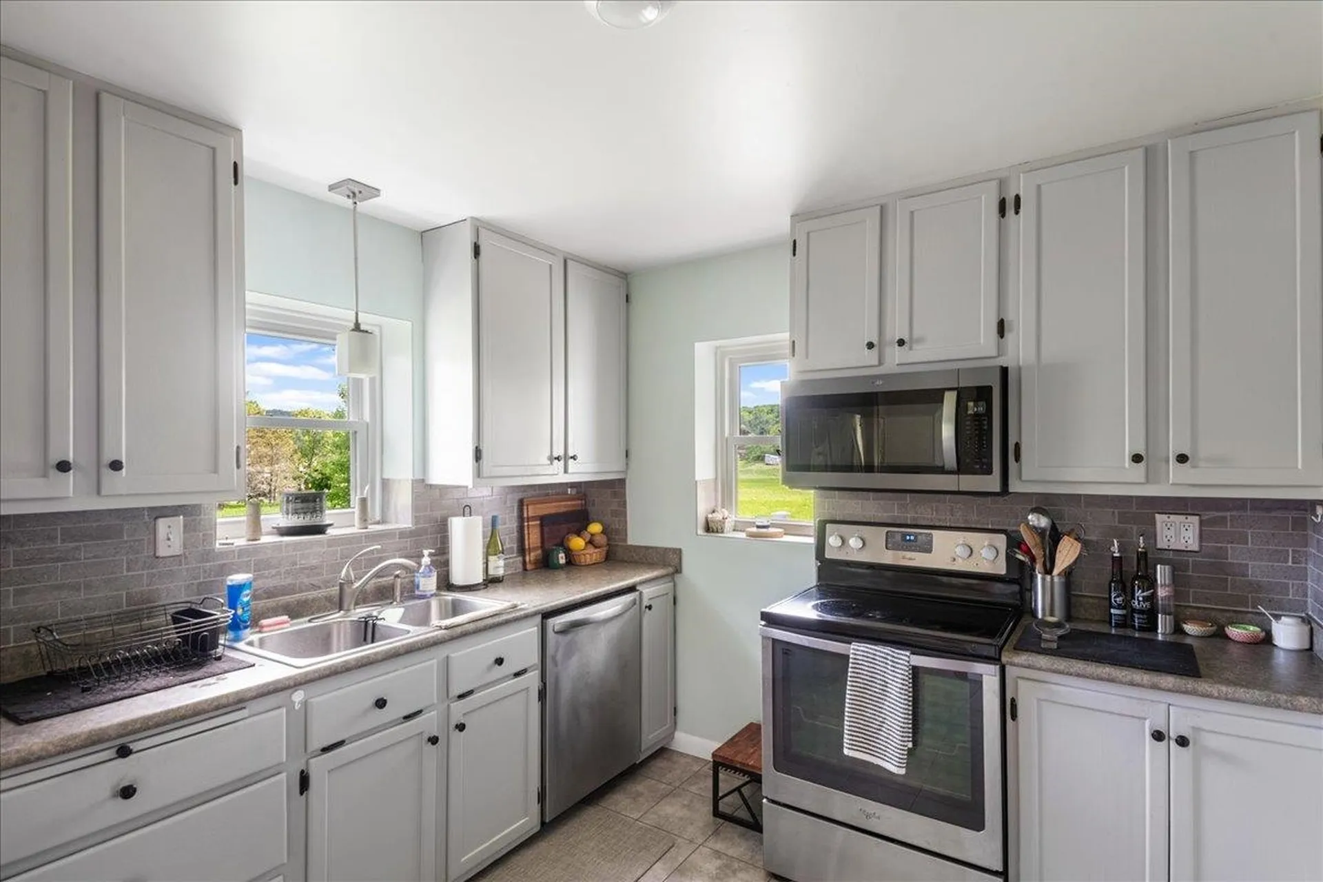 100 Ridge Road Williston VT 05495