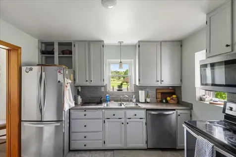 100 Ridge Road Williston VT 05495