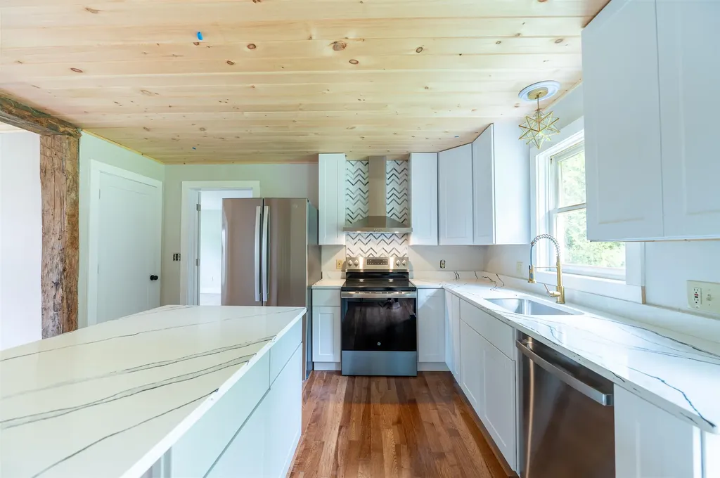 47 Hillcrest Road Rutland City VT 05701