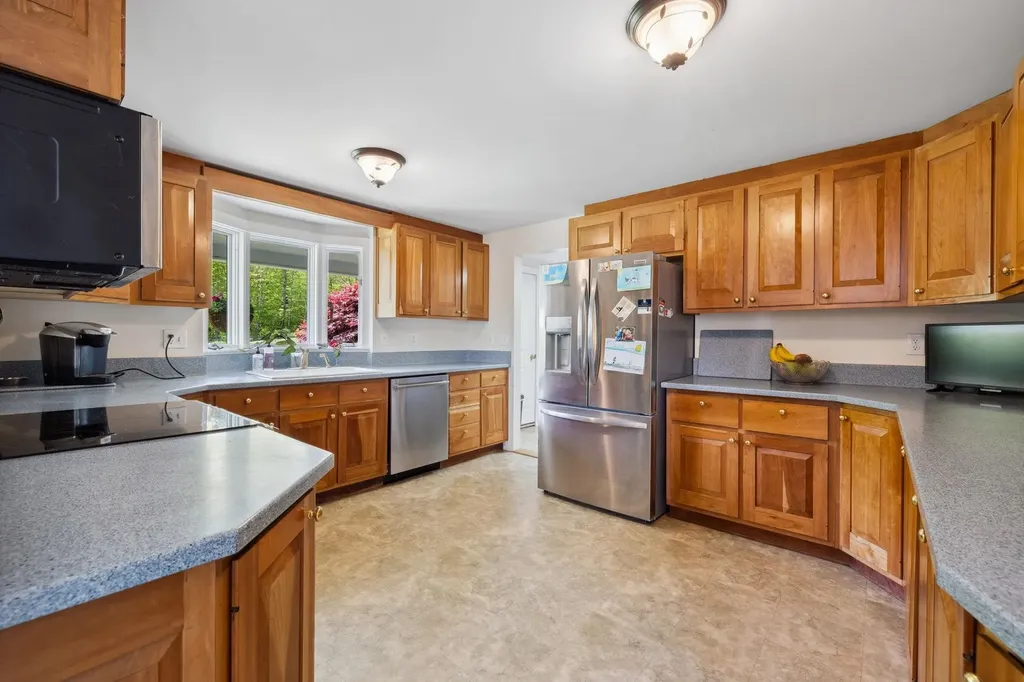 24 White Brook Drive Sullivan NH 03445