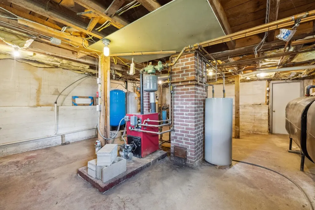 24 White Brook Drive Sullivan NH 03445