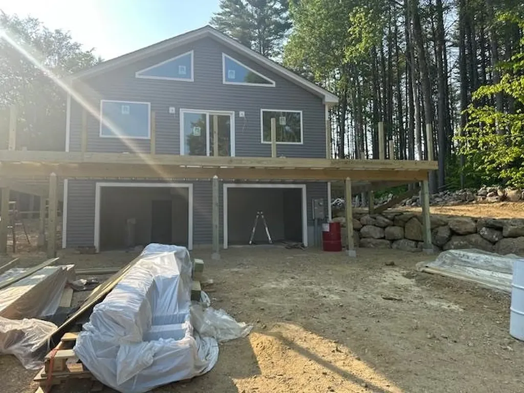 76 River Road Pittsfield NH 03263