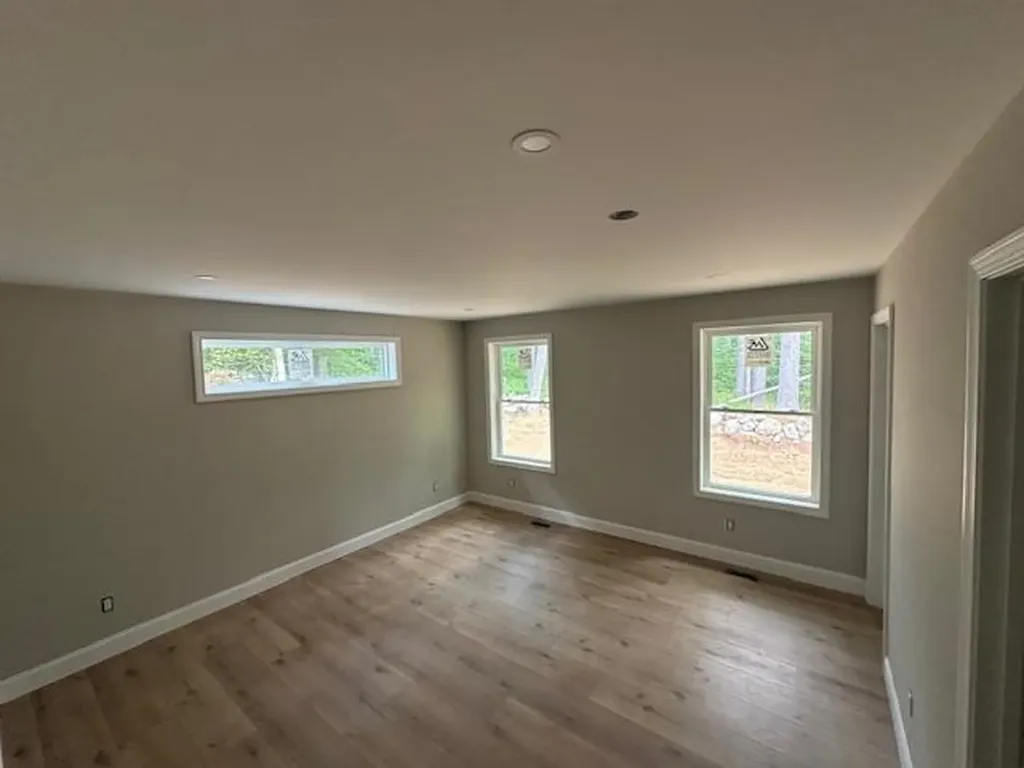 76 River Road Pittsfield NH 03263