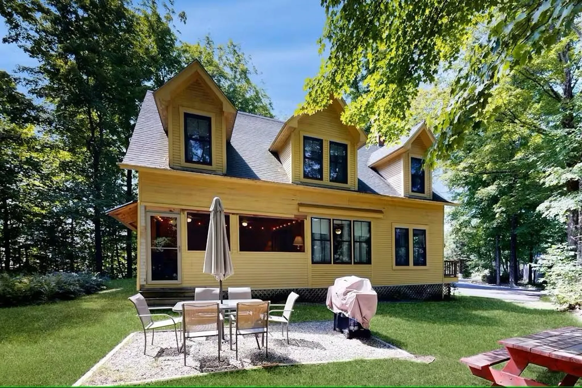 14 Mitchell Street Woodstock NH 03262