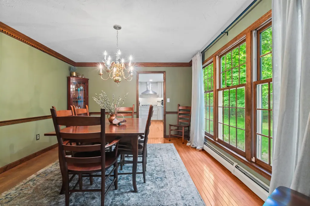 13 Holt Road Amherst NH 03031