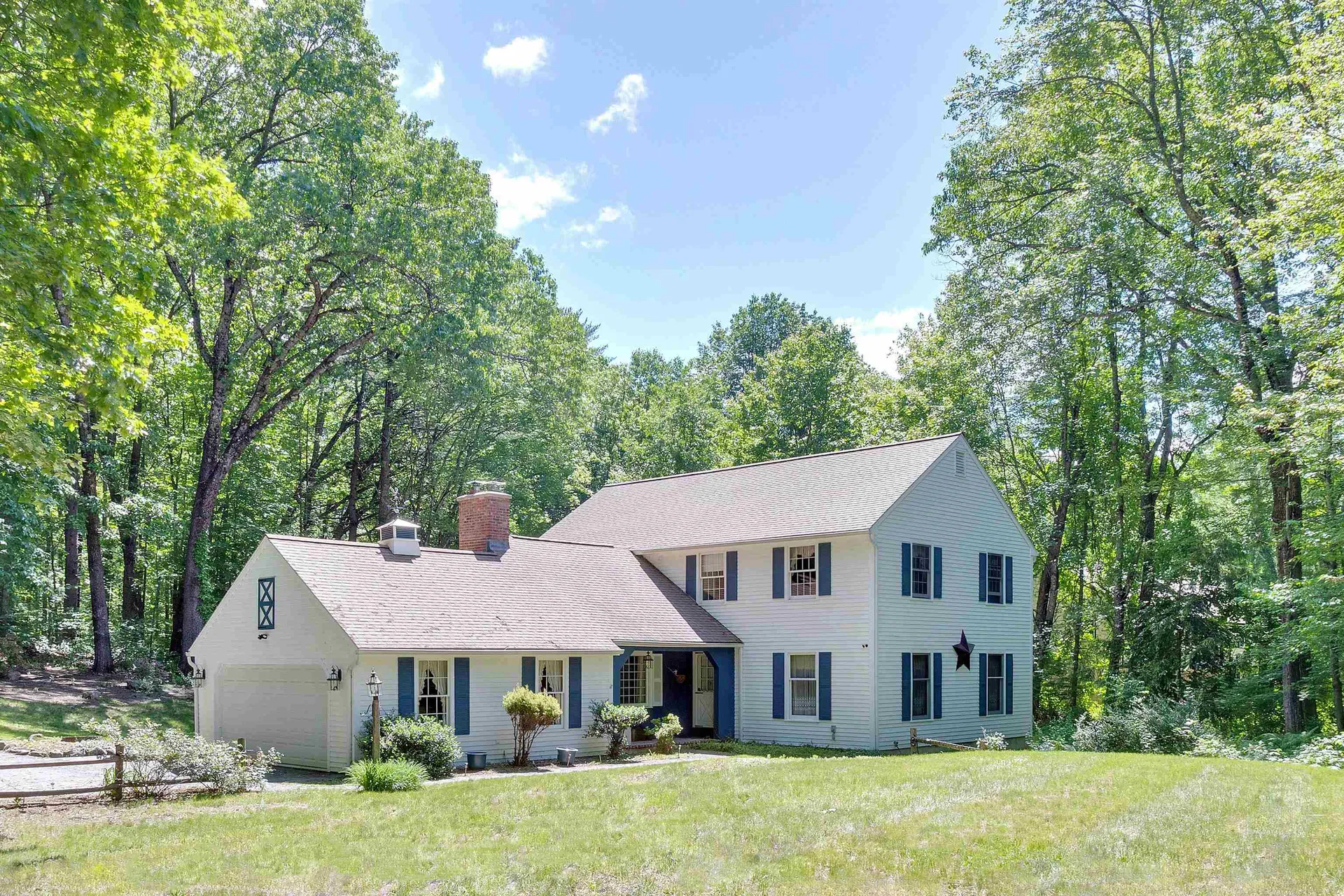 13 Holt Road Amherst NH 03031