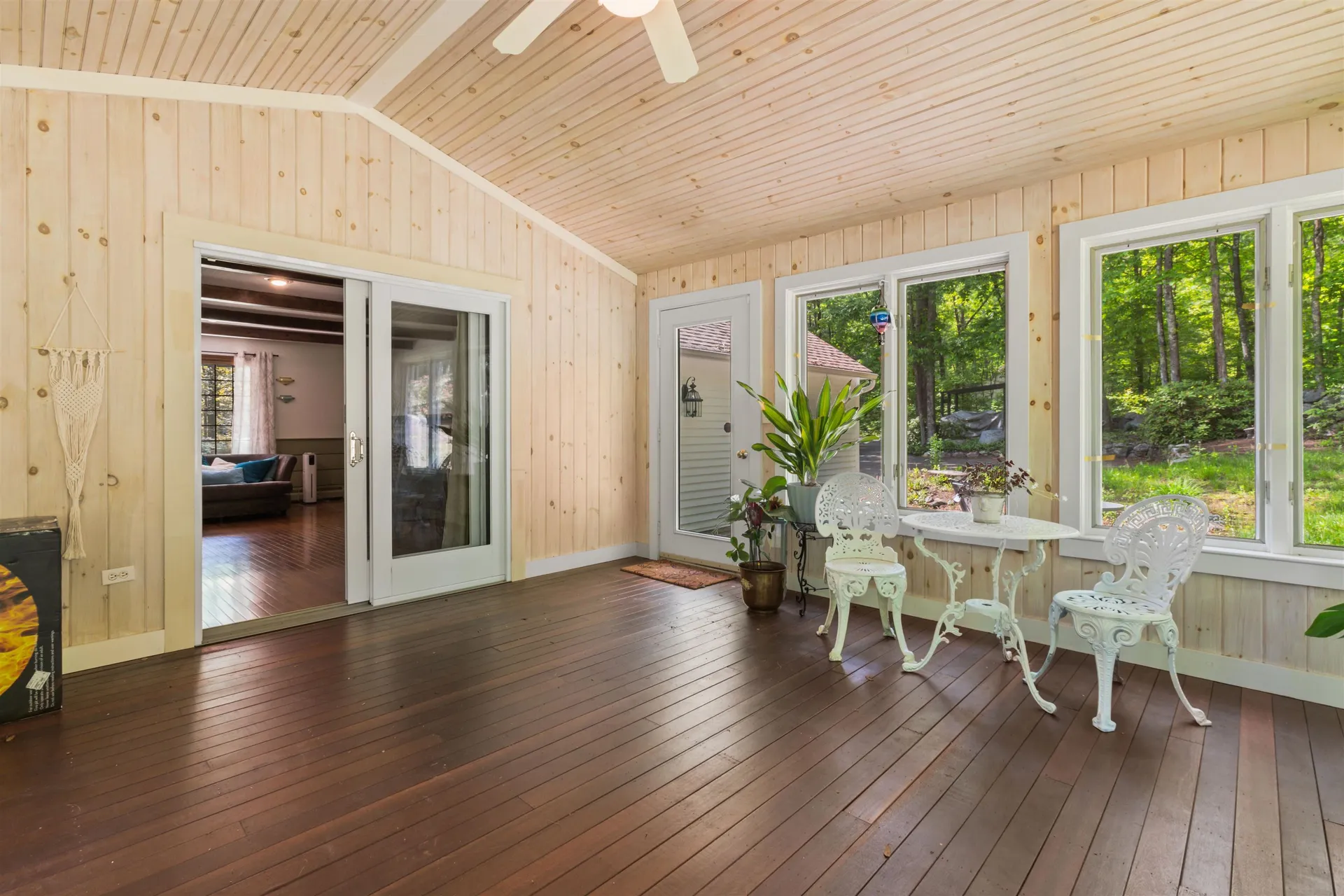 13 Holt Road Amherst NH 03031