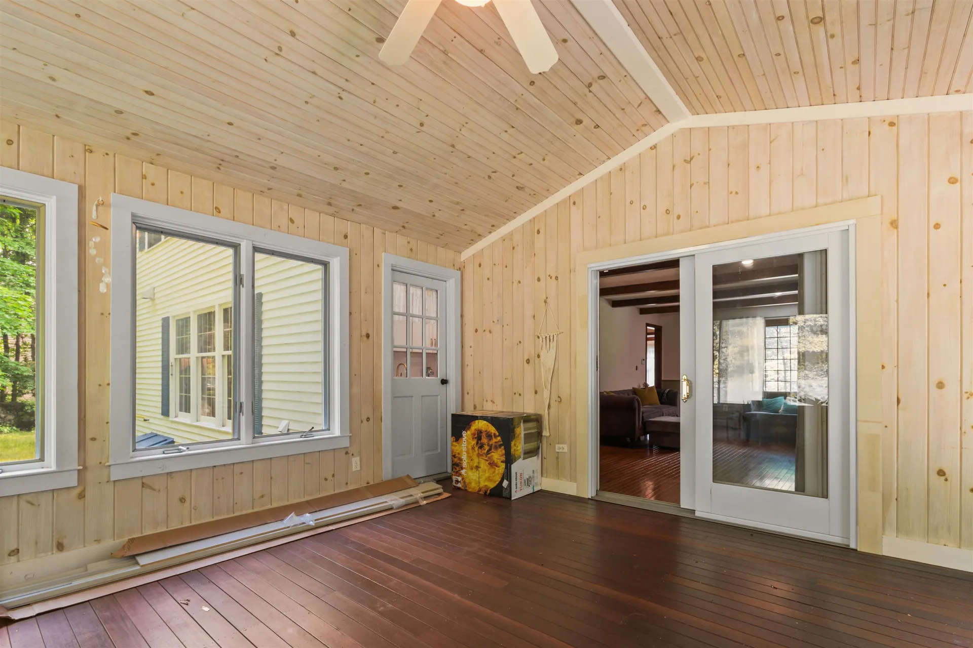 13 Holt Road Amherst NH 03031