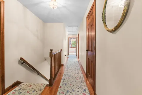 13 Holt Road Amherst NH 03031