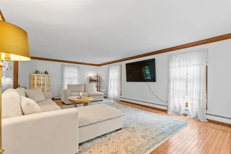 13 Holt Road Amherst NH 03031