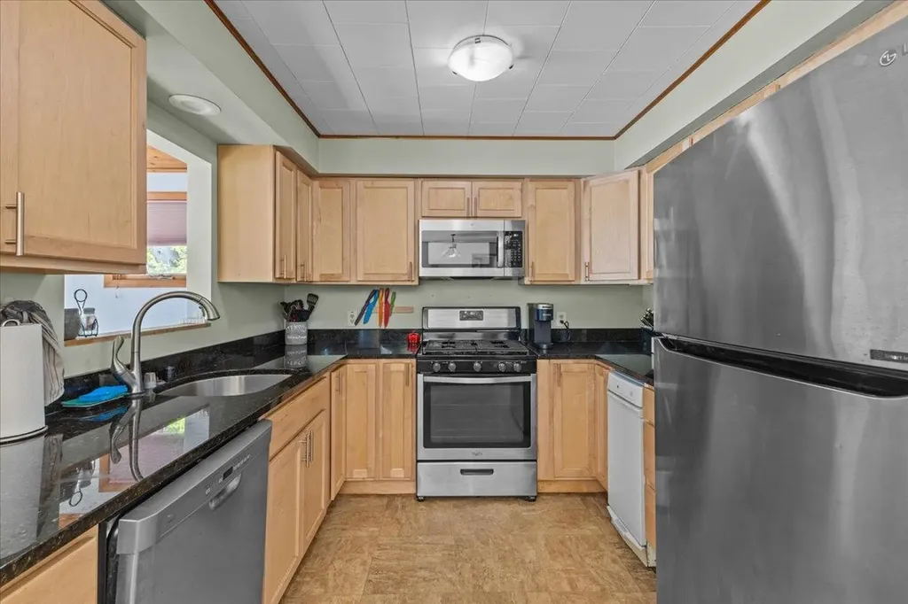 245 West Shore Road South Hero VT 05486