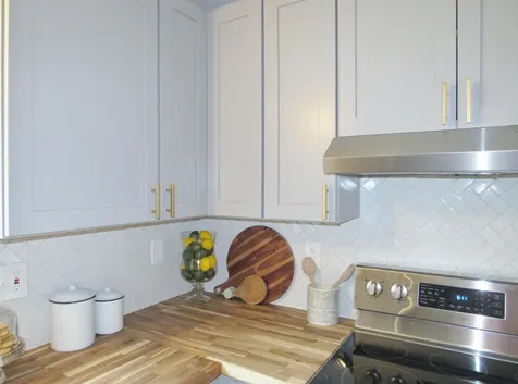 798 Hanover Street Manchester NH 03104